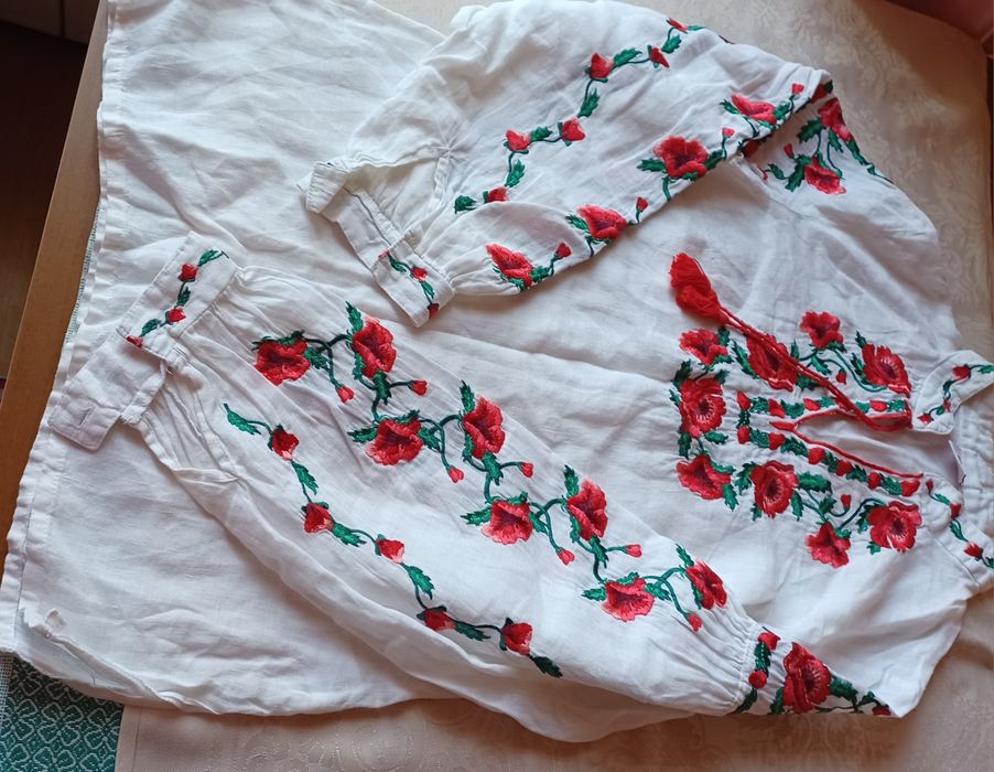 Вишиванка, ллянна, на 34-36 розмір