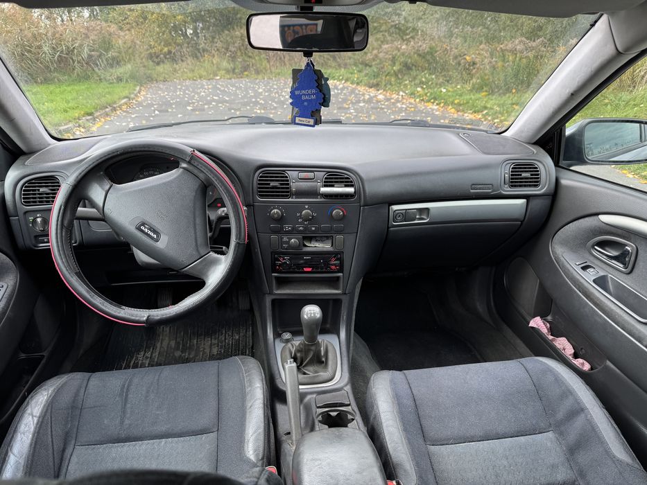 Volvo V40 1.9d 2003r dobry stan, sprawna klima, oplaty 04.26 ZAMIANA