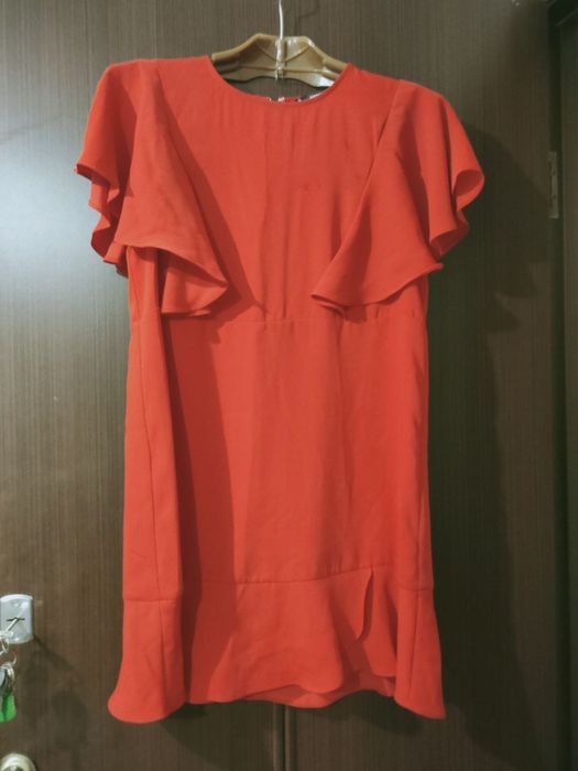 Продам платье Mango