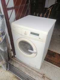 Máquina de lavar roupa Electrolux