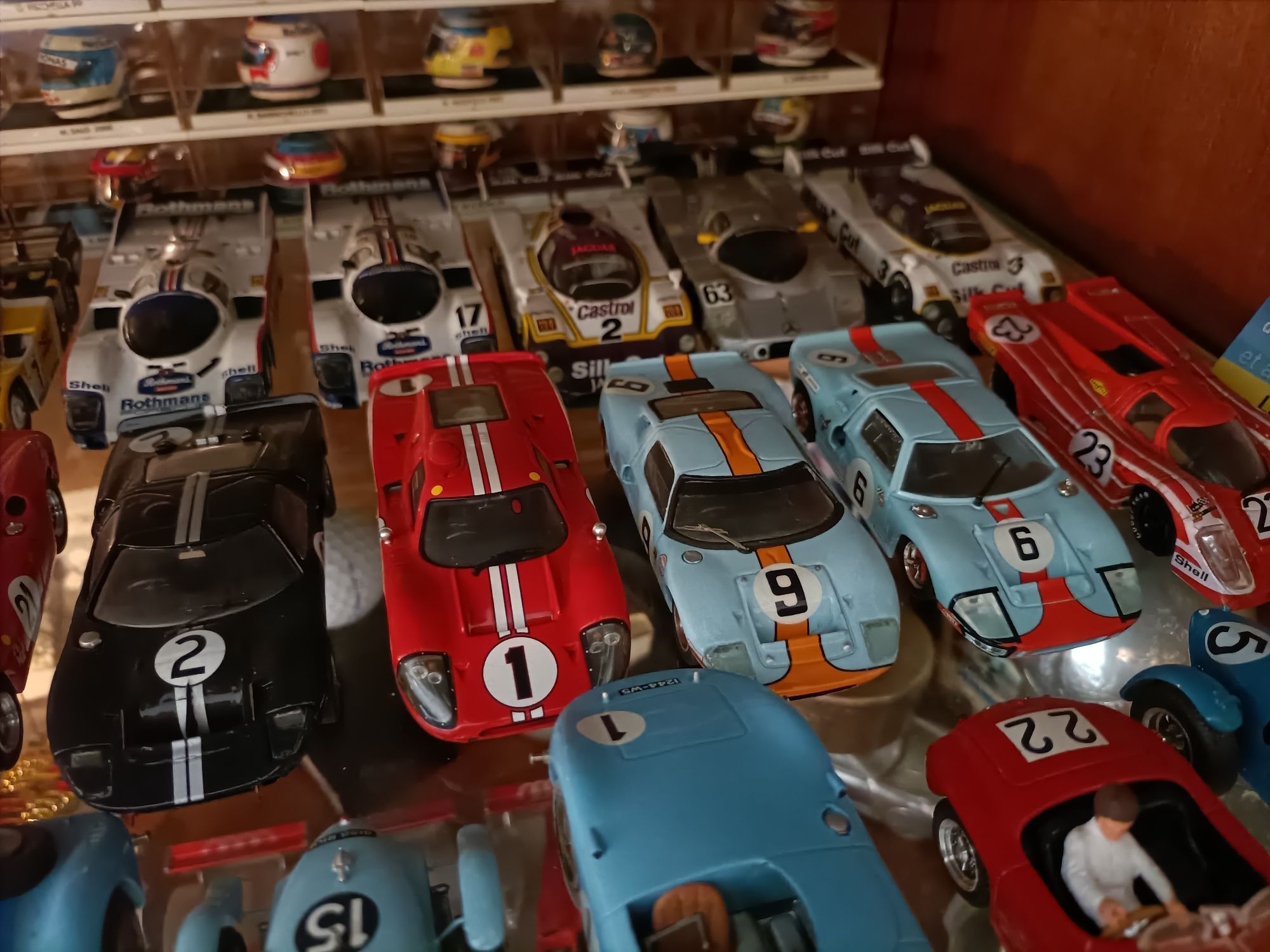 Miniaturas 1:43 dos vencedores das corridas de Le Mans