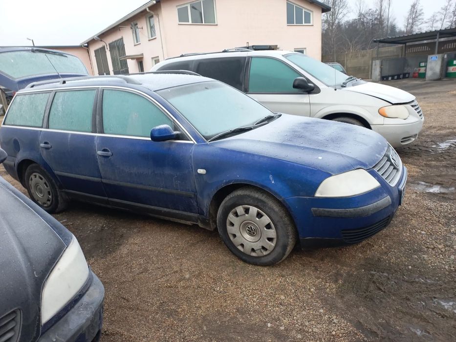 Vw Passat B5 lift kombi 1.6 B 02r LC5X wszystkie części maska zderzak drzwi