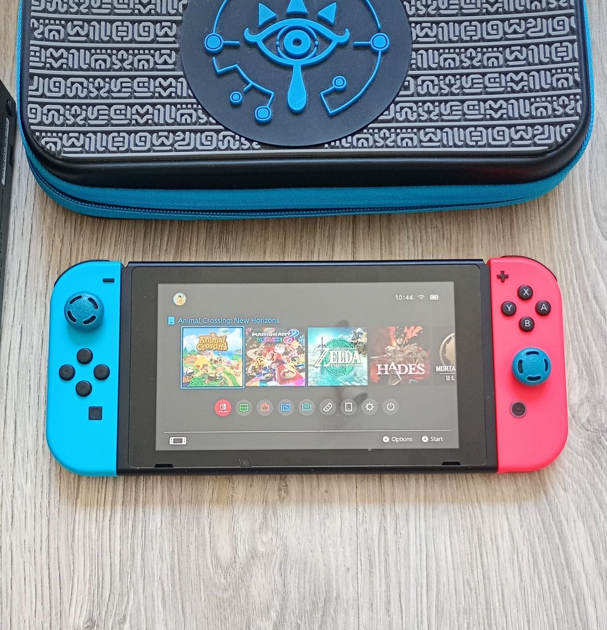 Konsola Nintendo Switch + akcesoria