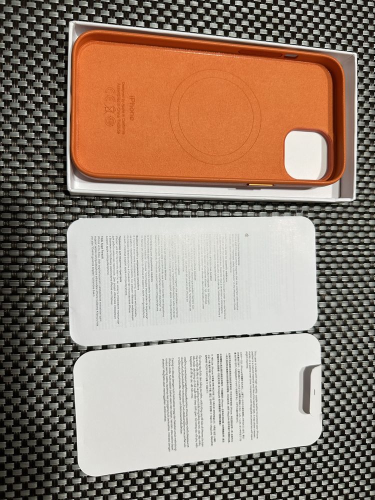 Чехол iphone 14 plus