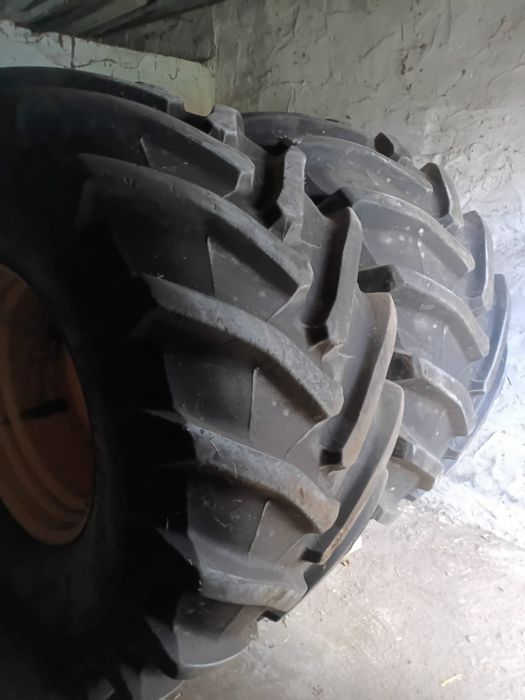 Koła, opony 900/600/R32