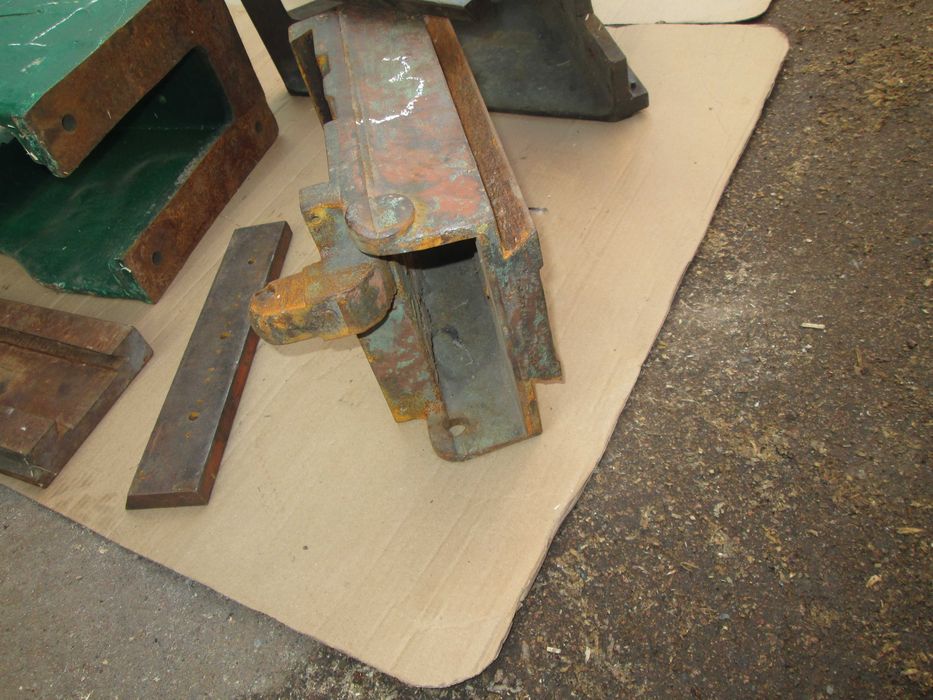 Довбальний координатний стіл ласточкий хвіст