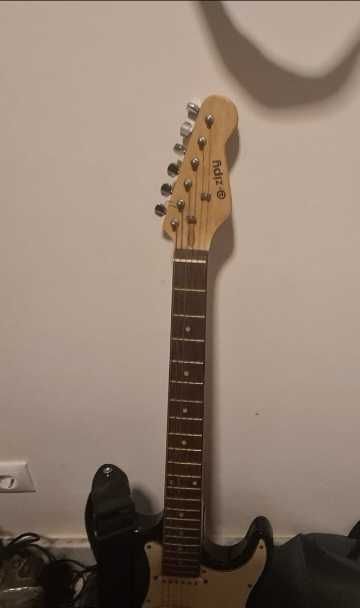 Guitarra e-zipy funcional