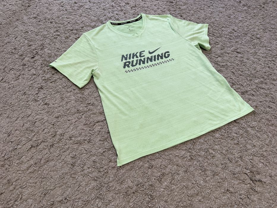 Футболка Nike