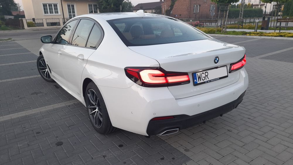 Auto samochód do ślubu BMW 5