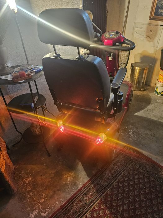 Scooter elétrica mobilidade reduzida