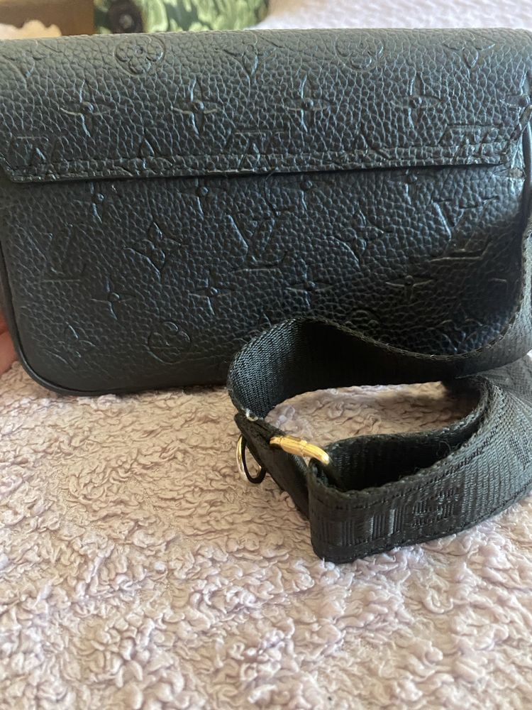 Продам сумочку Louis vuitton