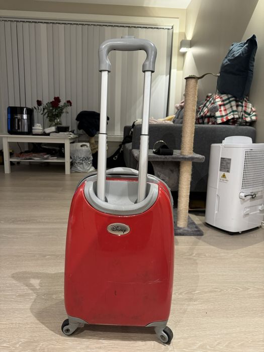 Чемодан дорожный Тачки дисней