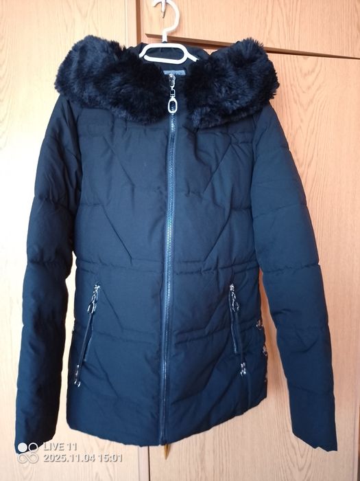 Czarna kurtka jesienna XL