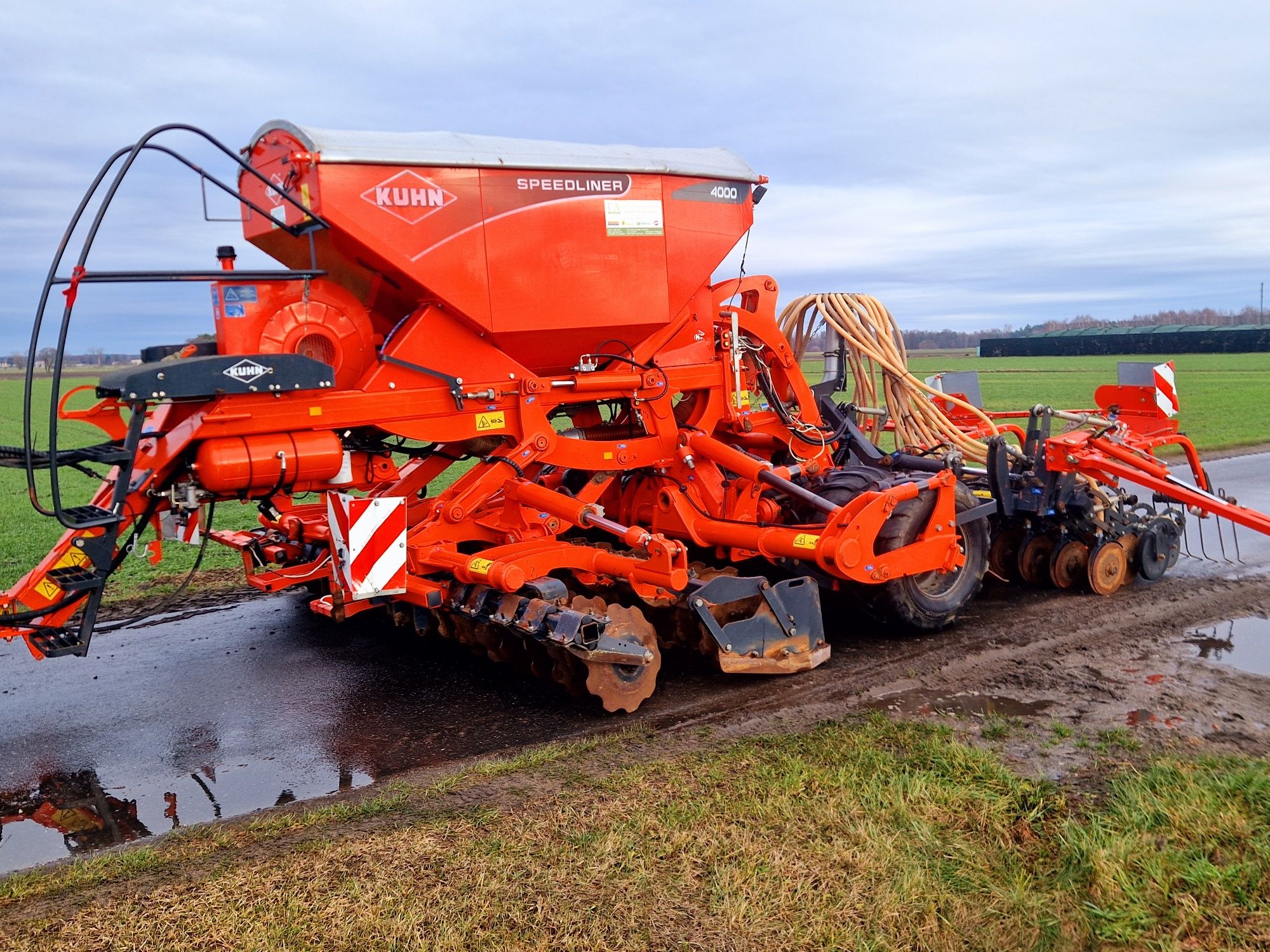 Siewnik do zboża Kuhn speedliner 4000