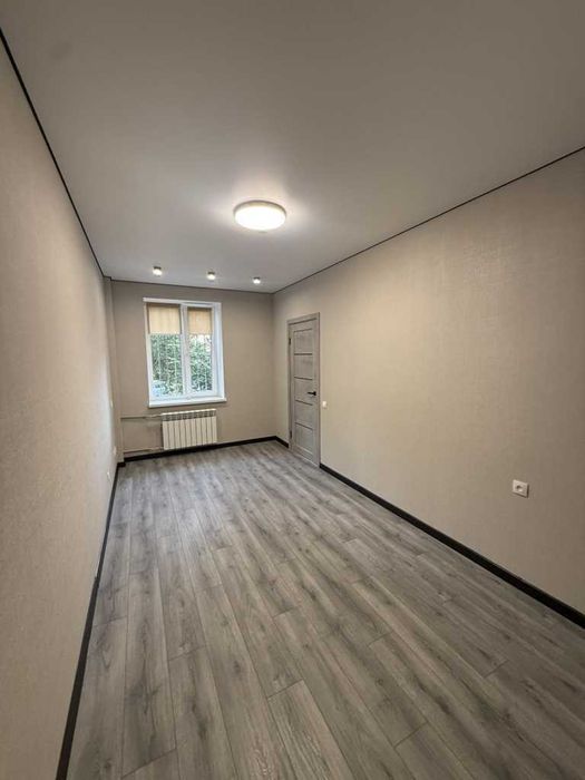 Дворівнева 2к квартира 72м2, поверх 1/5, з меблями та технікою, Центр