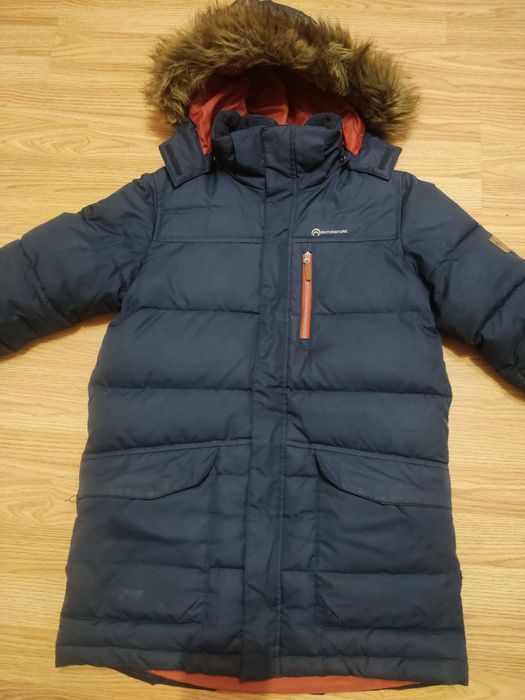 Пуховик на хлопчика.