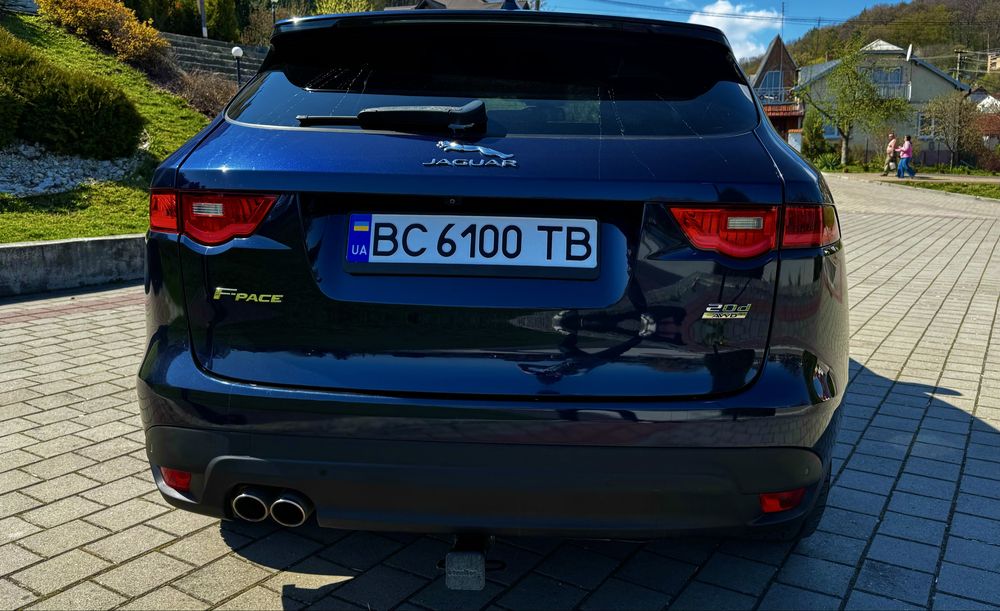 Jaguar F-Pace 2.0D 2017рік