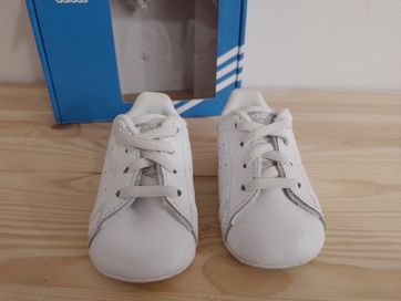 Buty Adidas r. 17