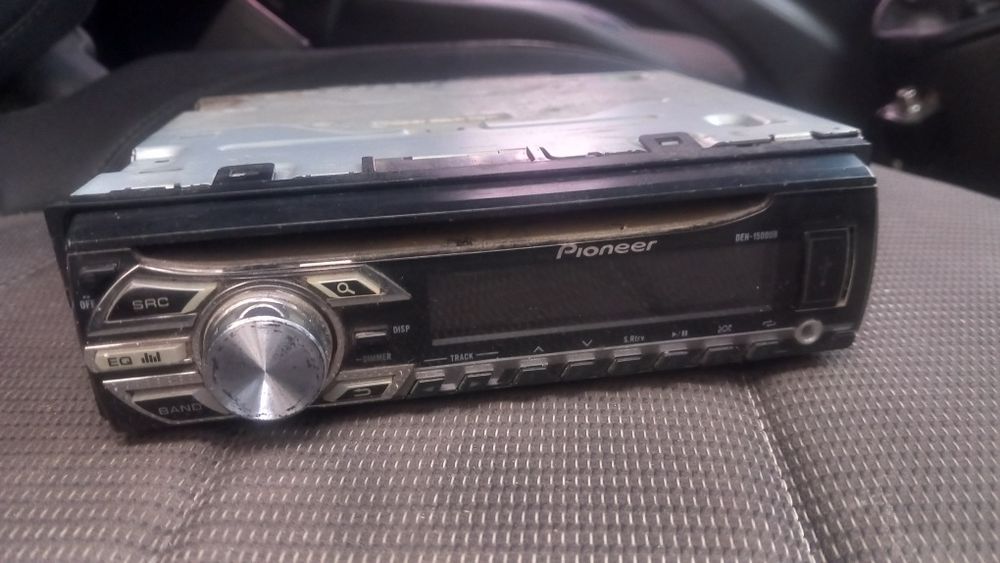 Автомобільні магнітофони