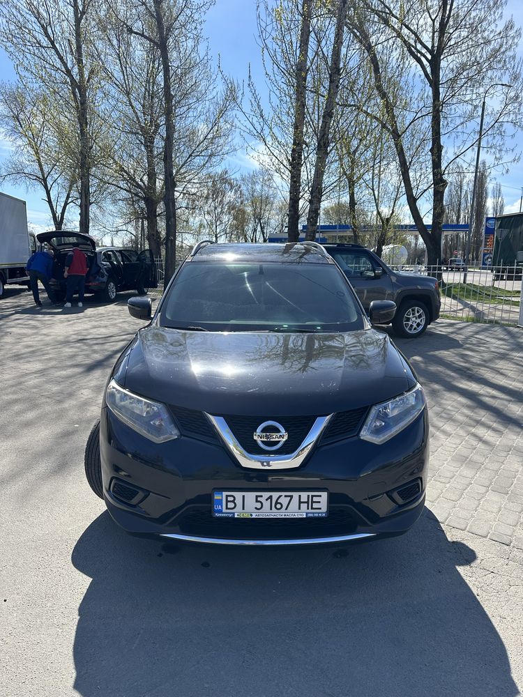 Nissan rogue 2016 sv