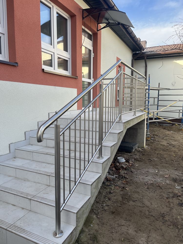 Balustrada ze stali nierdzewnej