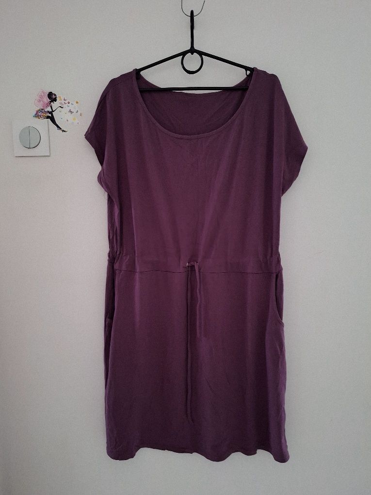 Sukienka codzienna dresowa r. 40/42 oversize