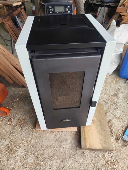 Salamandra a pellets