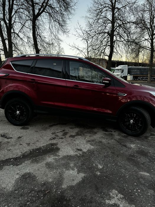 Ford escape titanium 2018 рік