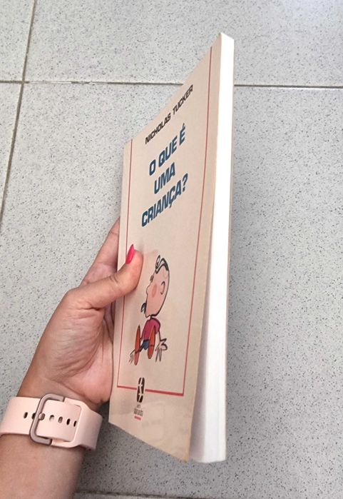 Livro "O que é uma Criança?" de Nicholas Tucker