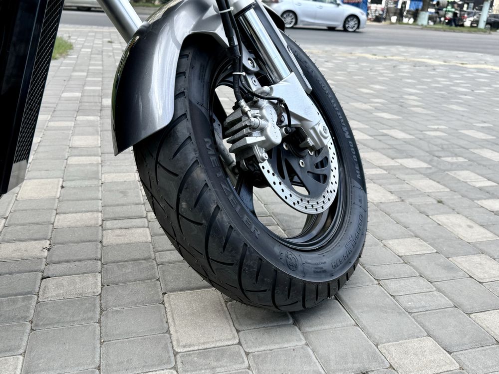 Очень красивый мот Suzuki Boulevard