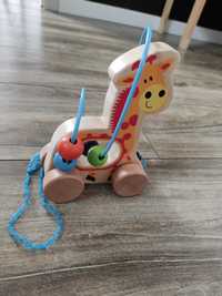 Drewniana zabawka dla małych dzieci do ciągnięcia