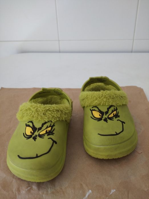 Chinelos do Grinch tamanho 24