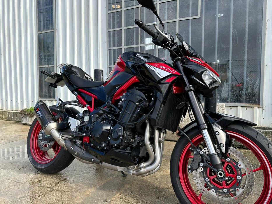 Kawasaki Z900 Performance 2024