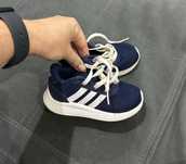 Кросівки дитячі adidas, 23 розмір