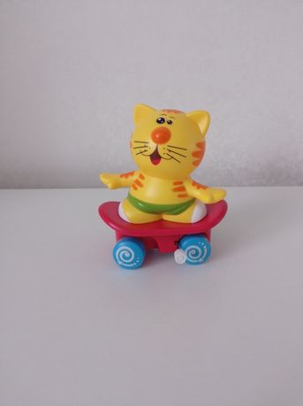 Заводная игрушка кот