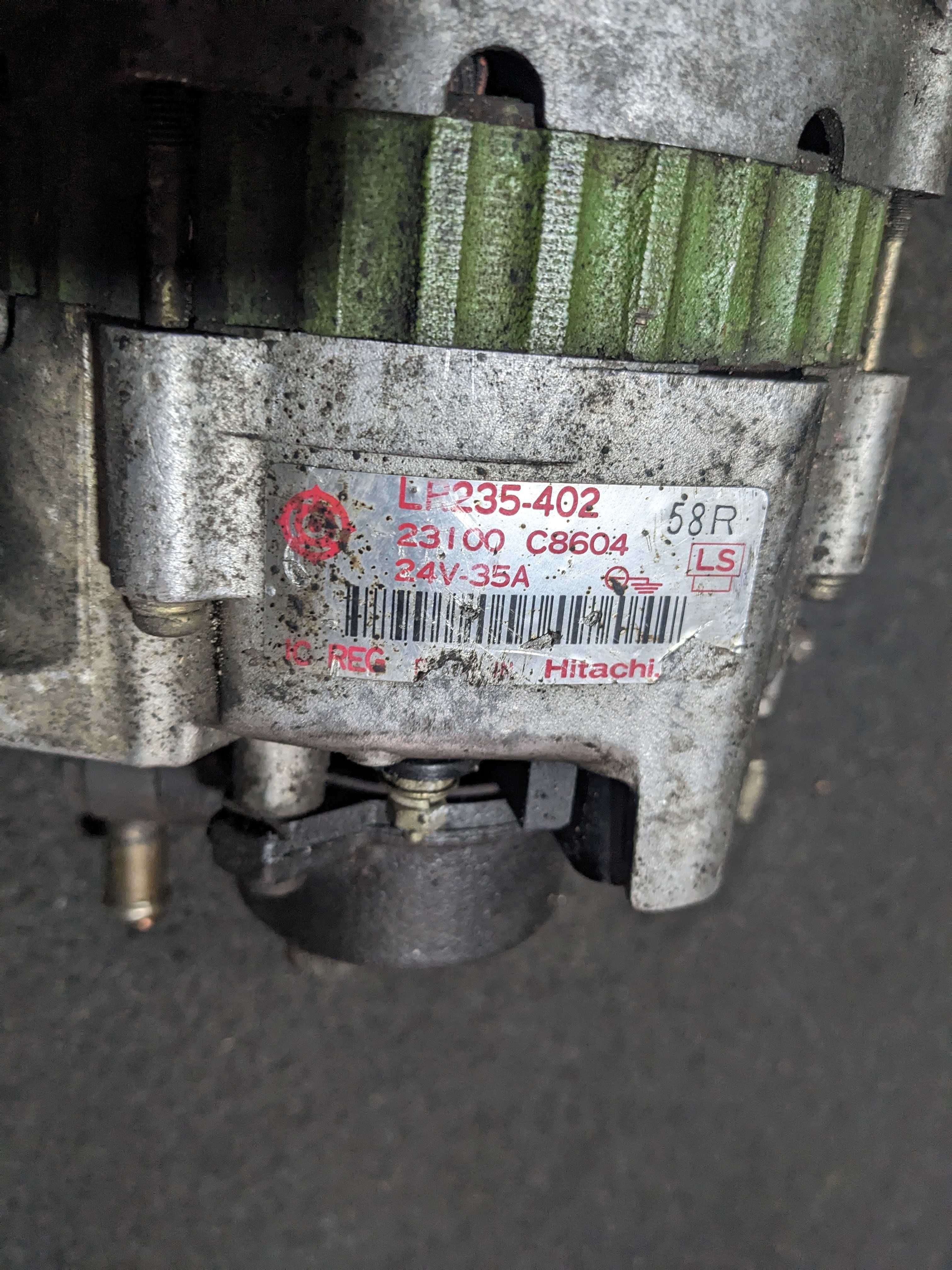 Генератор NISSAN PATROL 2.8 3.2 HITACHI LR235402 24V 35A