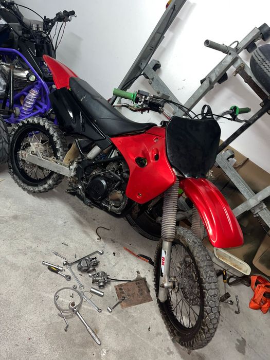 Kawasaki kx 80 com motor dt lc