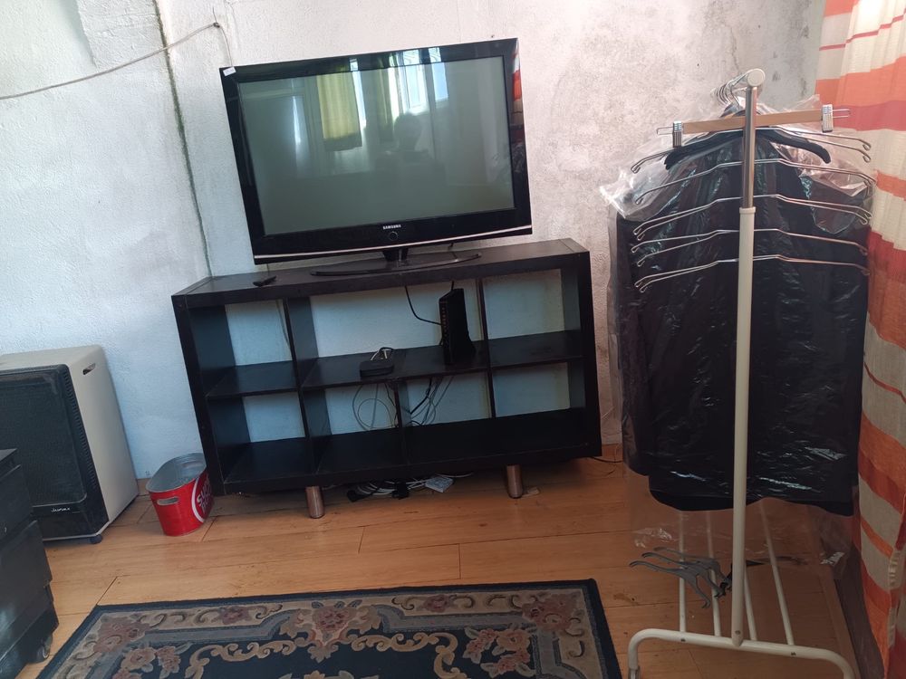 Quarto sacavem zona industrial para semhoras