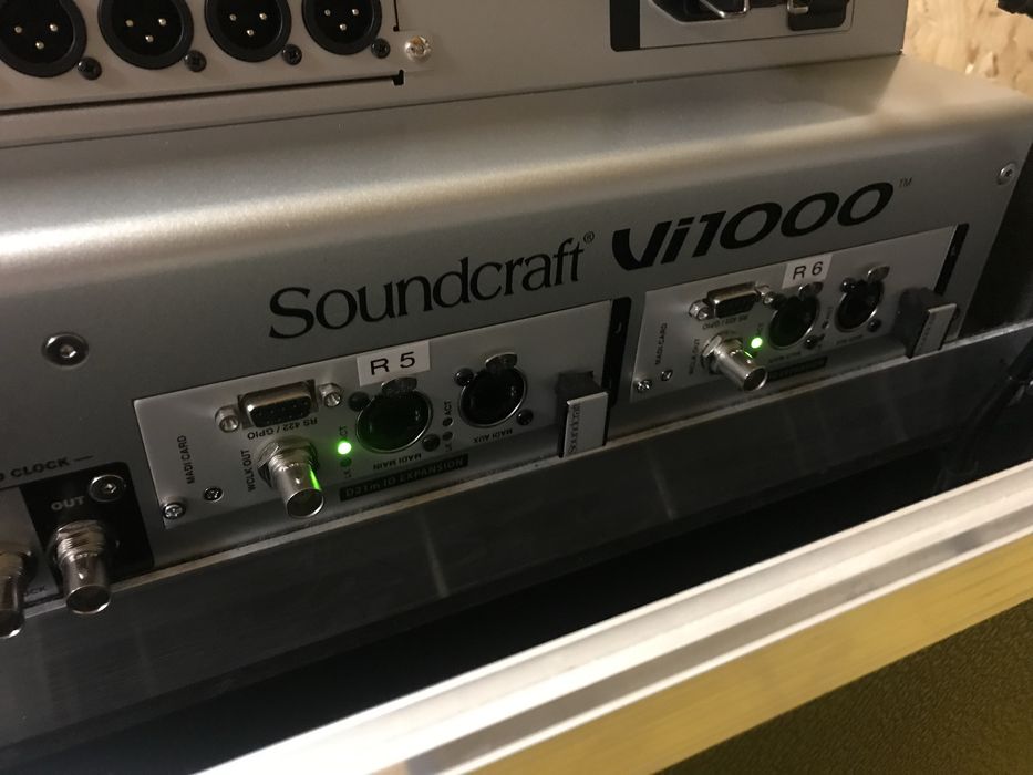 Soundcraft Vi 1000 (Package)