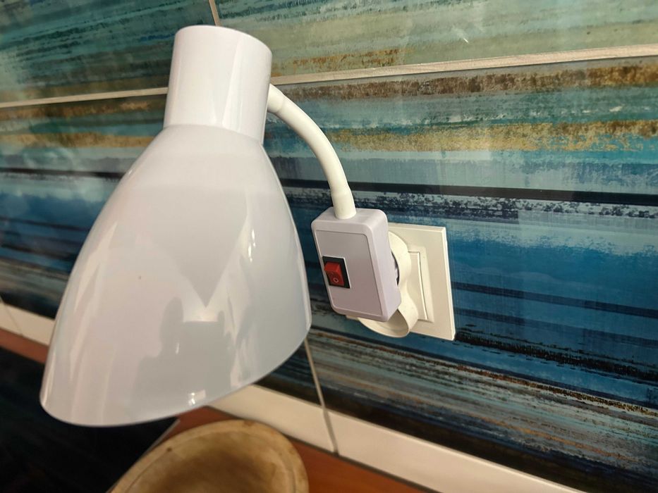 lampka elastyczna E27 lampka nocna lampka do kontaktu