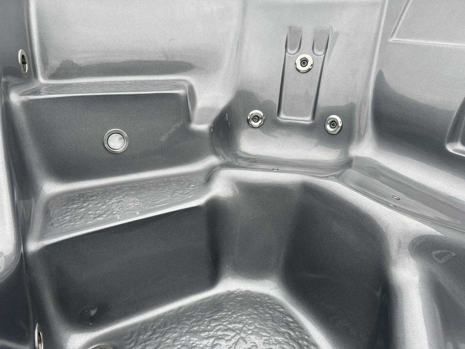 Balia bania hot tub jacuzzi ogrodowe całoroczne opalane drewnem masaż