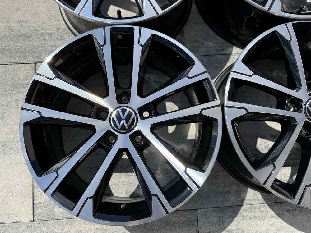 JAK NOWE Felgi Oryginalne VW 17” SINGAPORE 7J ET49