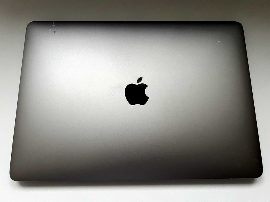 MacBook Pro 13 2018 Core i7 16 256 SSD Space Gray A1989