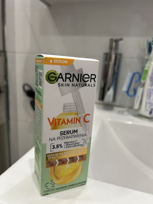 Garnier Skin Naturals Vitamin C Anti Dark Spot Super Serum
