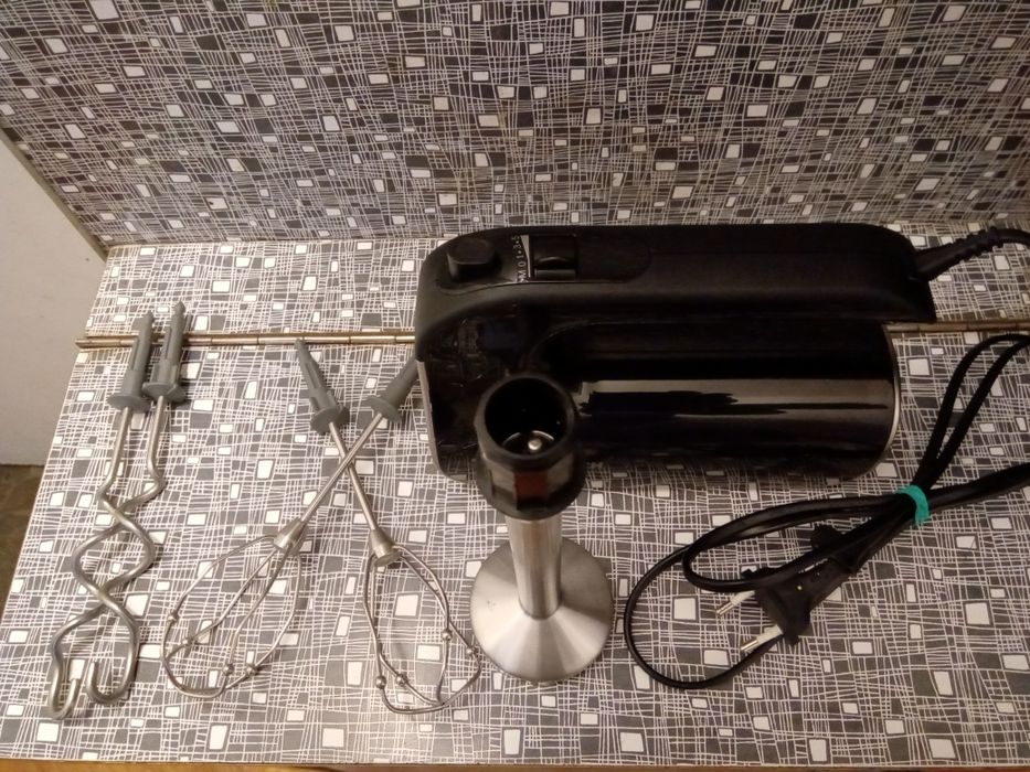 Миксер Bosch 575w