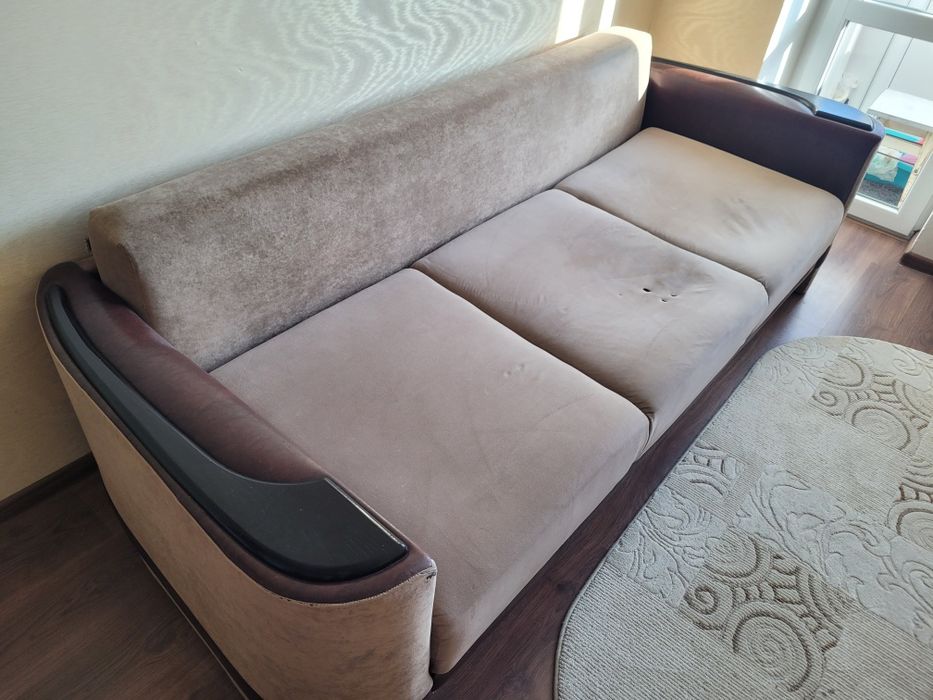 Продам диван б/у
