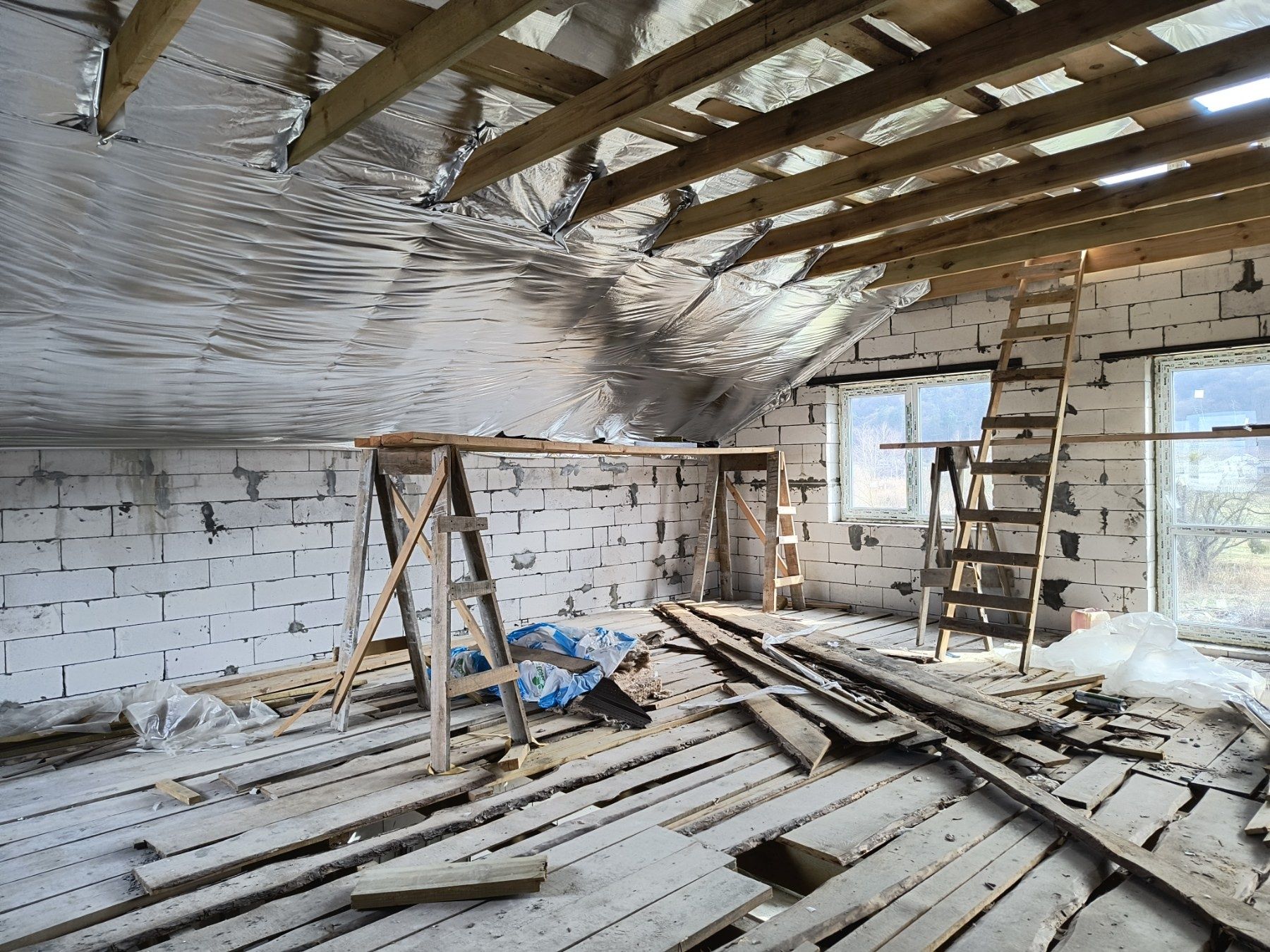 Продаж 2-х будинків у с. Будище, в центральні частині села.