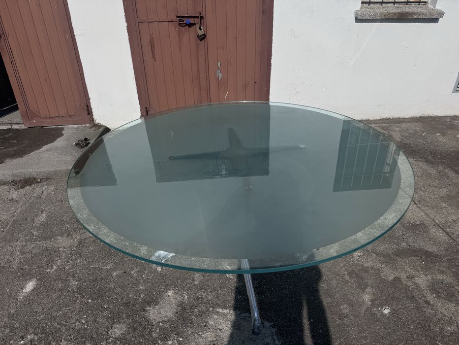 Vitra okrągły szklany stół fi 152cm