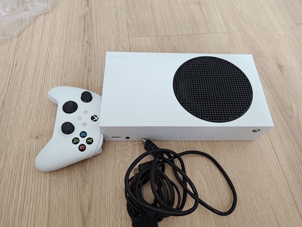 Xbox Series S 512 ssd bdb stan gwarancja