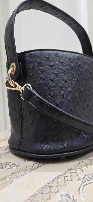 Жіноча сумка зі шкіри страуса